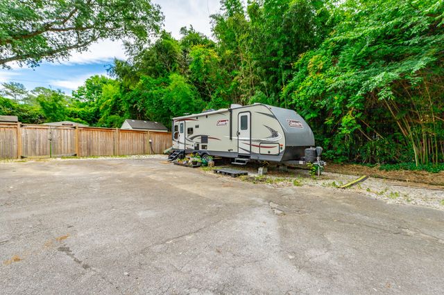 306 Laverne Drive, Chattanooga, TN 37421