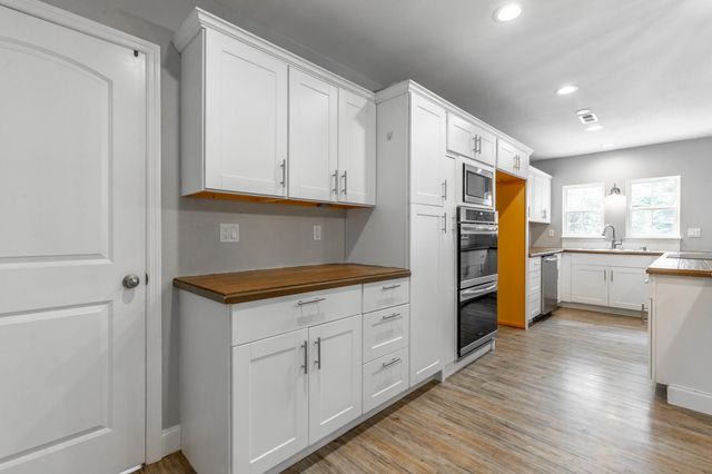 306 Laverne Drive, Chattanooga, TN 37421