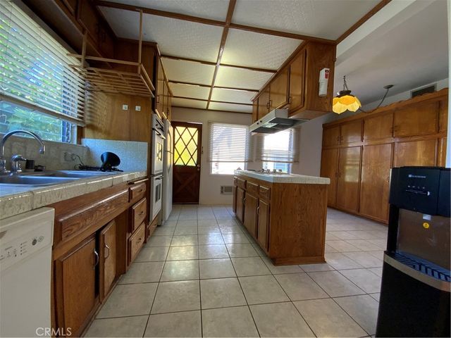 122 E Linda Vista Avenue, Alhambra, CA 91801
