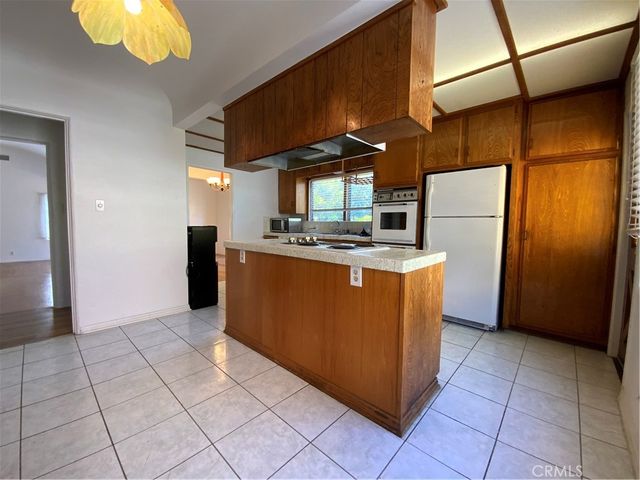 122 E Linda Vista Avenue, Alhambra, CA 91801