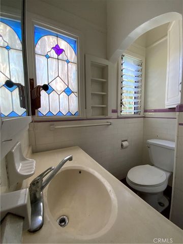 122 E Linda Vista Avenue, Alhambra, CA 91801