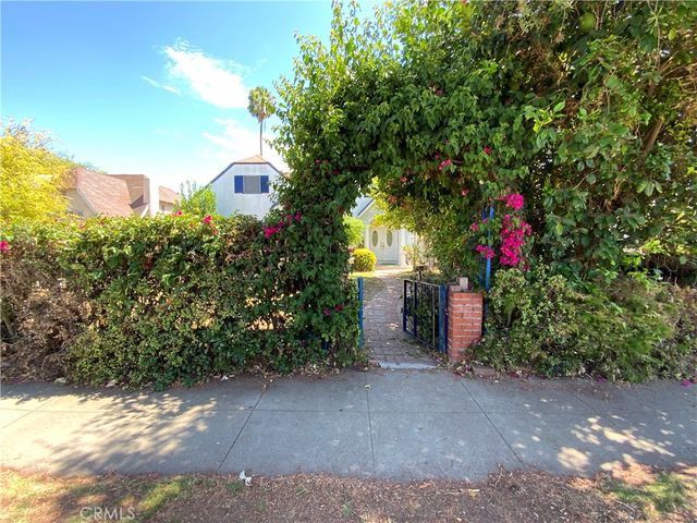 122 E Linda Vista Avenue, Alhambra, CA 91801