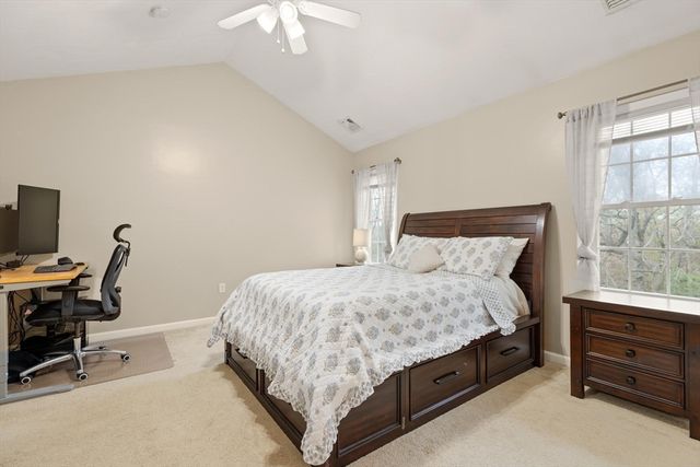 18 Meena Dr, Worcester, MA 01603