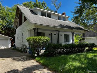 16900 Rockdale Street, Detroit, MI 48219