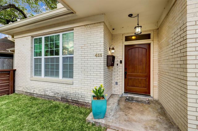 411 W 14th Street W, Houston, TX 77008