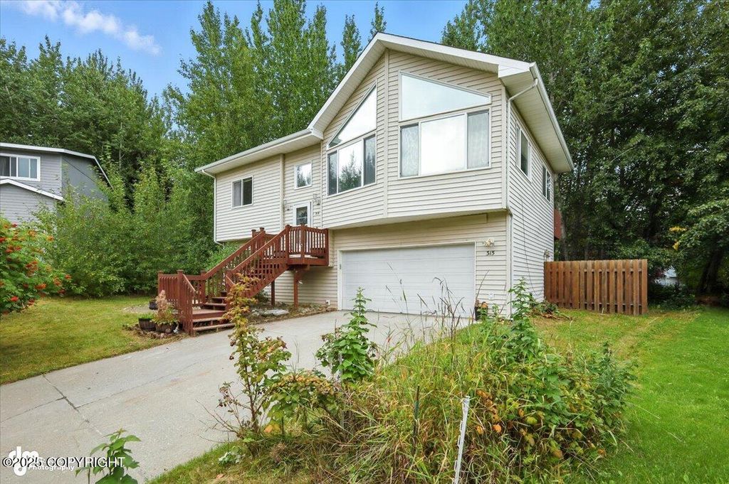 315 N Oscar Street, Palmer, AK 99645