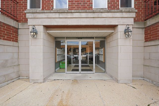 6238 W 26TH Street 503, Berwyn, IL 60402