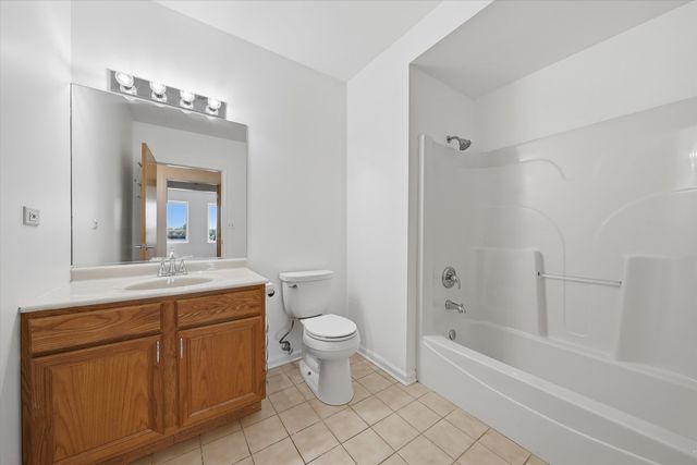 6238 W 26TH Street 503, Berwyn, IL 60402