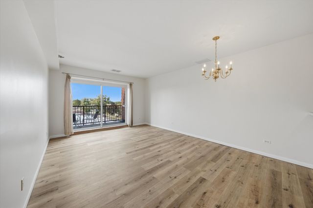 6238 W 26TH Street 503, Berwyn, IL 60402
