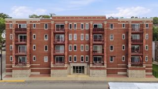 6238 W 26TH Street 503, Berwyn, IL 60402