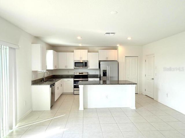 11163 LINDEN DEPOT ROAD, San Antonio, FL 33576