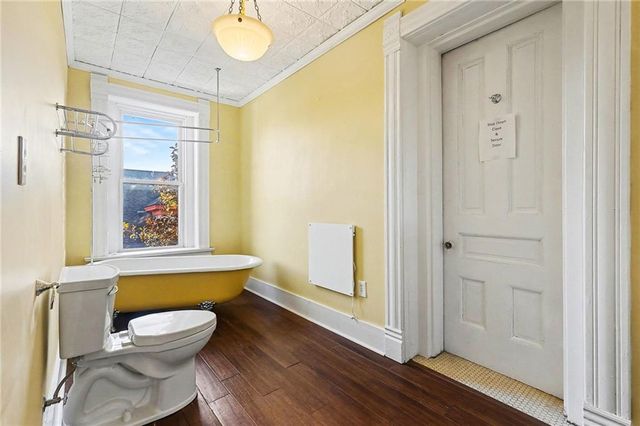 425 Gladstone Boulevard, Kansas City, MO 64124