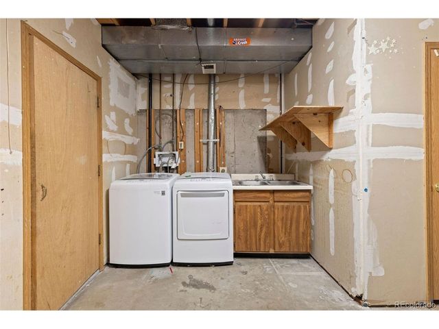 1699 S Trenton St 146, Denver, CO 80231