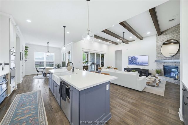 1704 Kerr Valley Lane, College Station, TX 77845