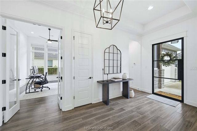1704 Kerr Valley Lane, College Station, TX 77845