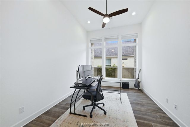 1704 Kerr Valley Lane, College Station, TX 77845