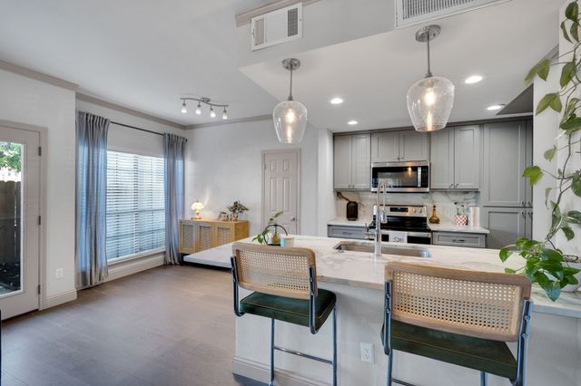 5619 Preston Oaks Road 802, Dallas, TX 75254