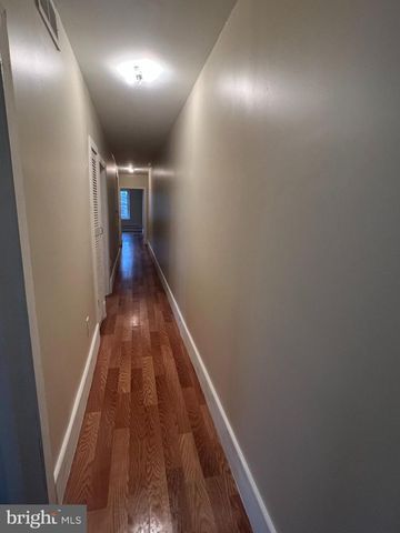 4154 W GIRARD AVE, Philadelphia, PA 19104