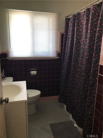 301 W 6th Street, Gilroy, CA 95020