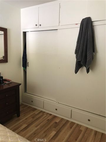 301 W 6th Street, Gilroy, CA 95020