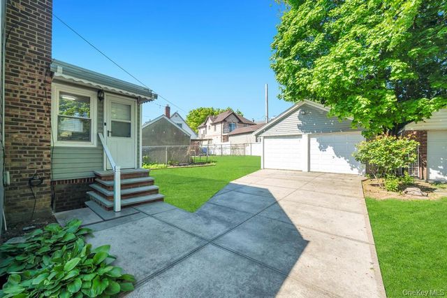8726 249th Street, Bellerose, NY 11426