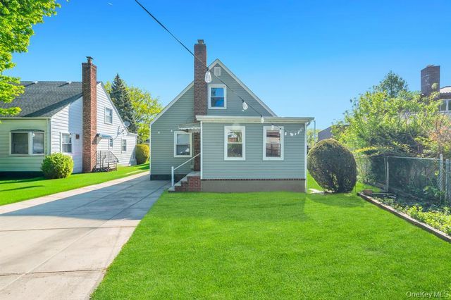 8726 249th Street, Bellerose, NY 11426