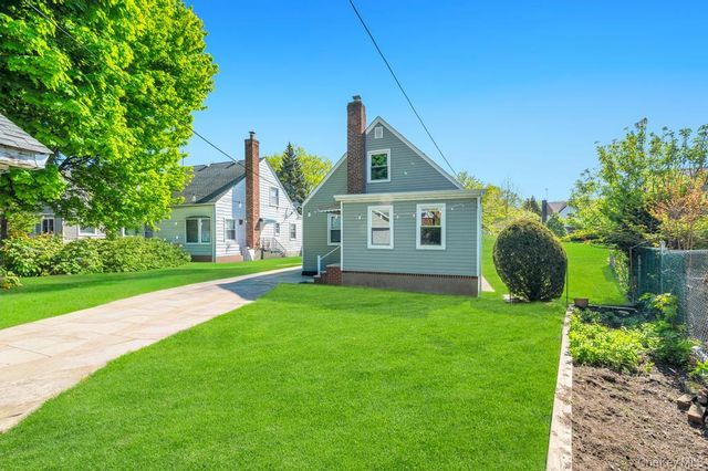 8726 249th Street, Bellerose, NY 11426