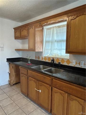 907 Annabelle Street, Elsa, TX 78538