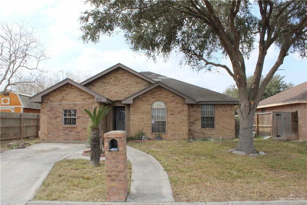 907 Annabelle Street, Elsa, TX 78538