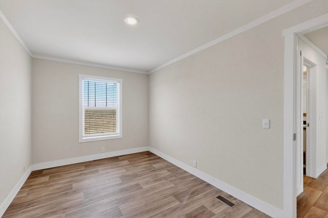 51 Airport Drive, Los Lunas, NM 87031