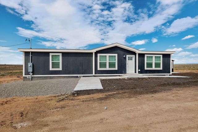 51 Airport Drive, Los Lunas, NM 87031
