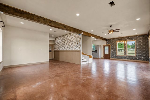 412 Vz County Road 1413, Van, TX 75790