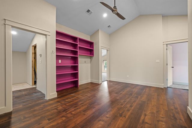 412 Vz County Road 1413, Van, TX 75790