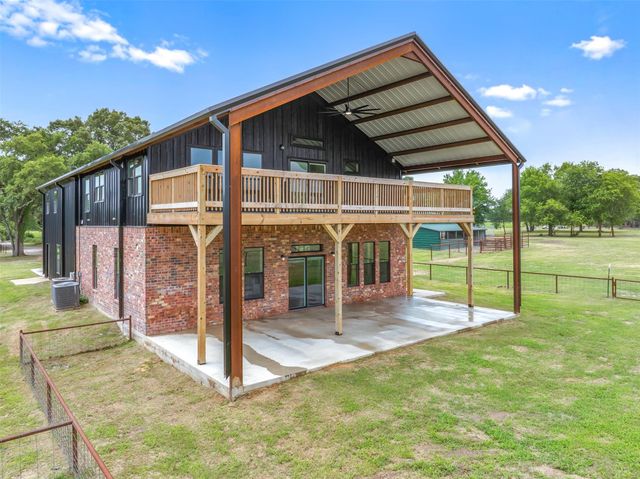 412 Vz County Road 1413, Van, TX 75790