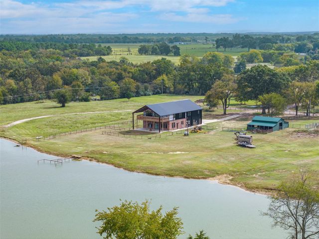 412 Vz County Road 1413, Van, TX 75790