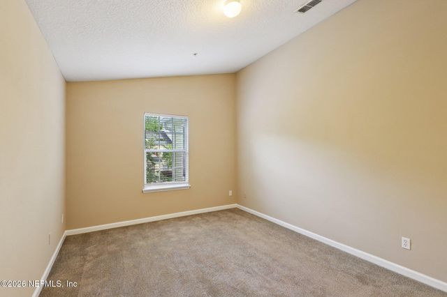 575 OAKLEAF PLANTATION Parkway 416, Orange Park, FL 32065