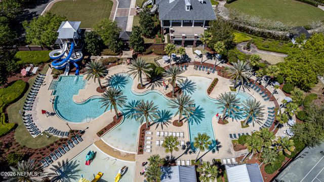 575 OAKLEAF PLANTATION Parkway 416, Orange Park, FL 32065