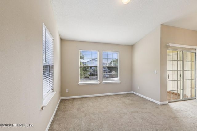 575 OAKLEAF PLANTATION Parkway 416, Orange Park, FL 32065