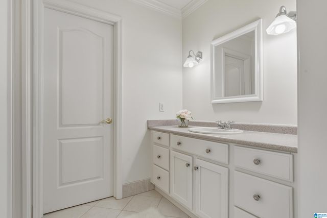 2074 BANEBERRY DRIVE, Hoover, AL 35244