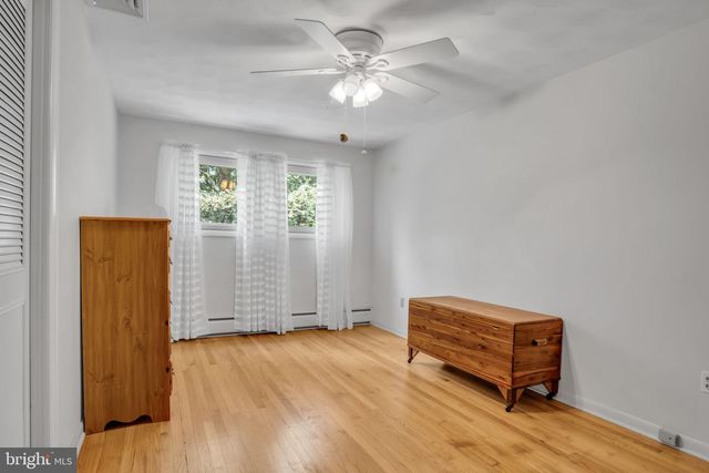 8 MAYFIELD RD, Mechanicsburg, PA 17055