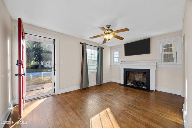 315 Bordeaux Street, Jacksonville, NC 28540