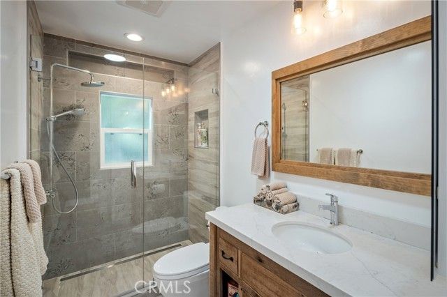 2317 Walgrove, Los Angeles, CA 90066