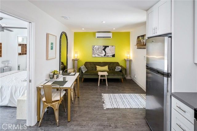 2317 Walgrove, Los Angeles, CA 90066