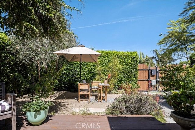 2317 Walgrove, Los Angeles, CA 90066