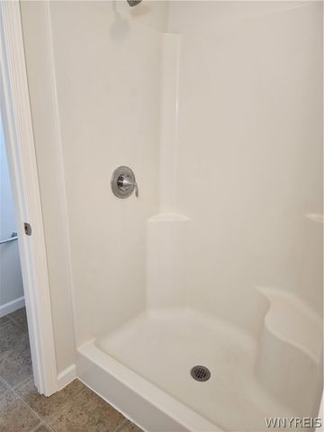 5871 Pinehurst Court, Hamburg, NY 14085
