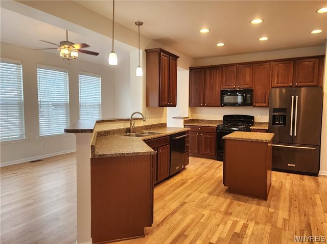 5871 Pinehurst Court, Hamburg, NY 14085