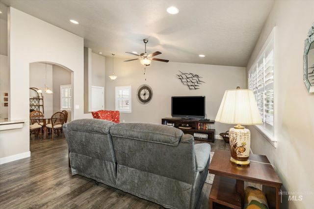 17426 N Flagstaff Way, Nampa, ID 83687