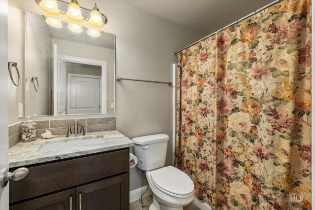 17426 N Flagstaff Way, Nampa, ID 83687