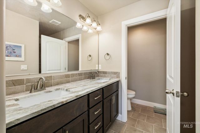 17426 N Flagstaff Way, Nampa, ID 83687