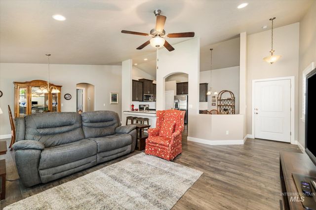 17426 N Flagstaff Way, Nampa, ID 83687